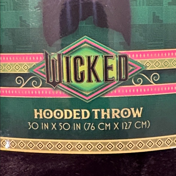 Wicked Elphaba Black Witches Hat Hooded Throw Blanket - Picture 7 of 11